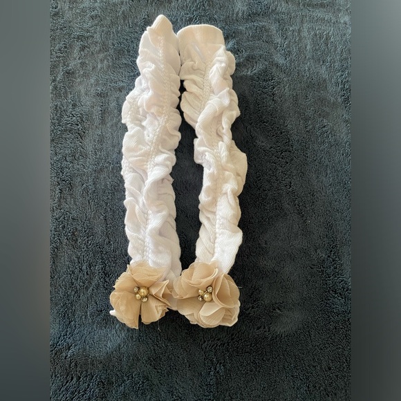 Bundle of matching hair a flower clip and Leg warmers for toddlers from etsy - Picture 4 of 5